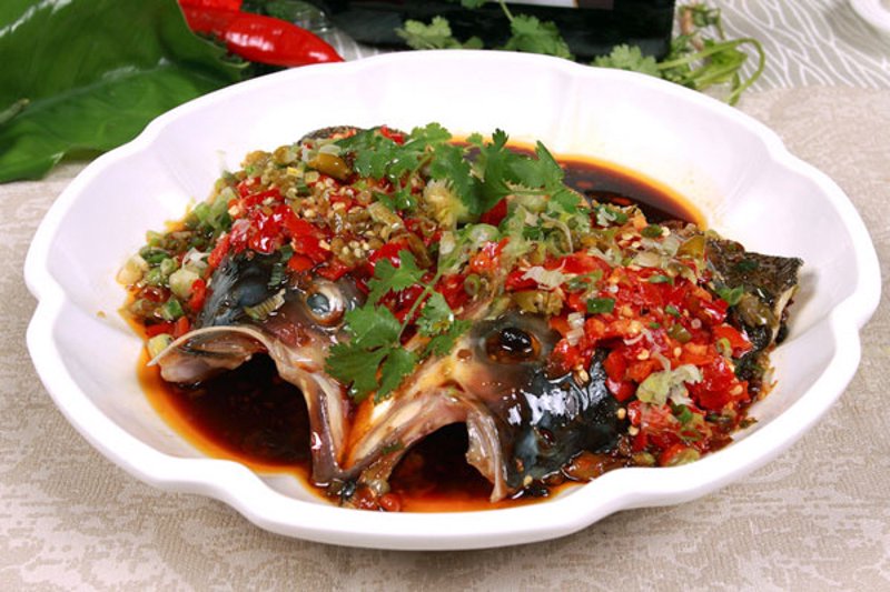湖南菜,这个让人垂涎三尺的美食王国,以其独特的麻辣鲜香征服了无数食客的心。今天,让我们一起探讨一下湖南菜的魅力所在。